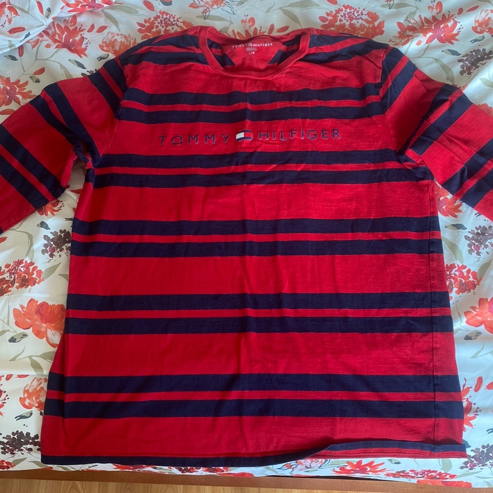 Striped, long sleeved Tommy Hilfiger shirt!